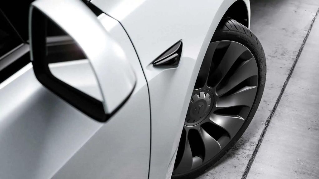 Why Choose Us for Your Tesla Tyres
