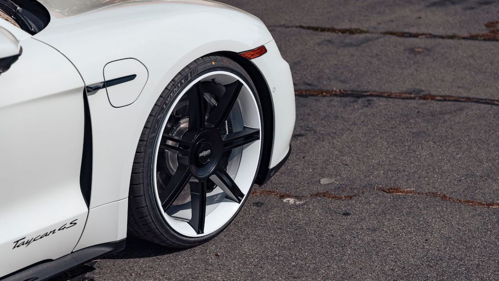 Black Friday 2025: The Best Online 4X4 Wheel & Tyre Discounts