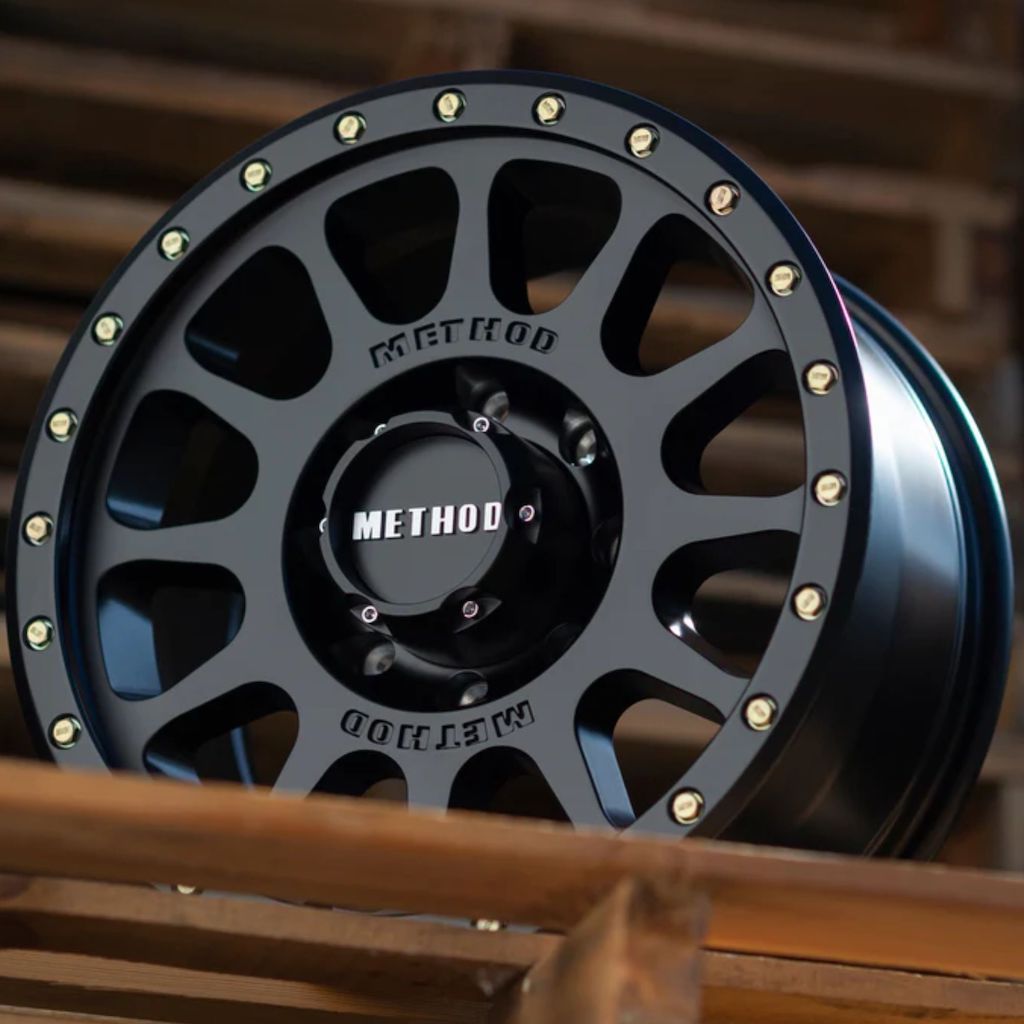 Method 305 NV Matte Black – Bud's Tyres